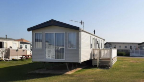 Sandy Feet Retreat, West Sands
